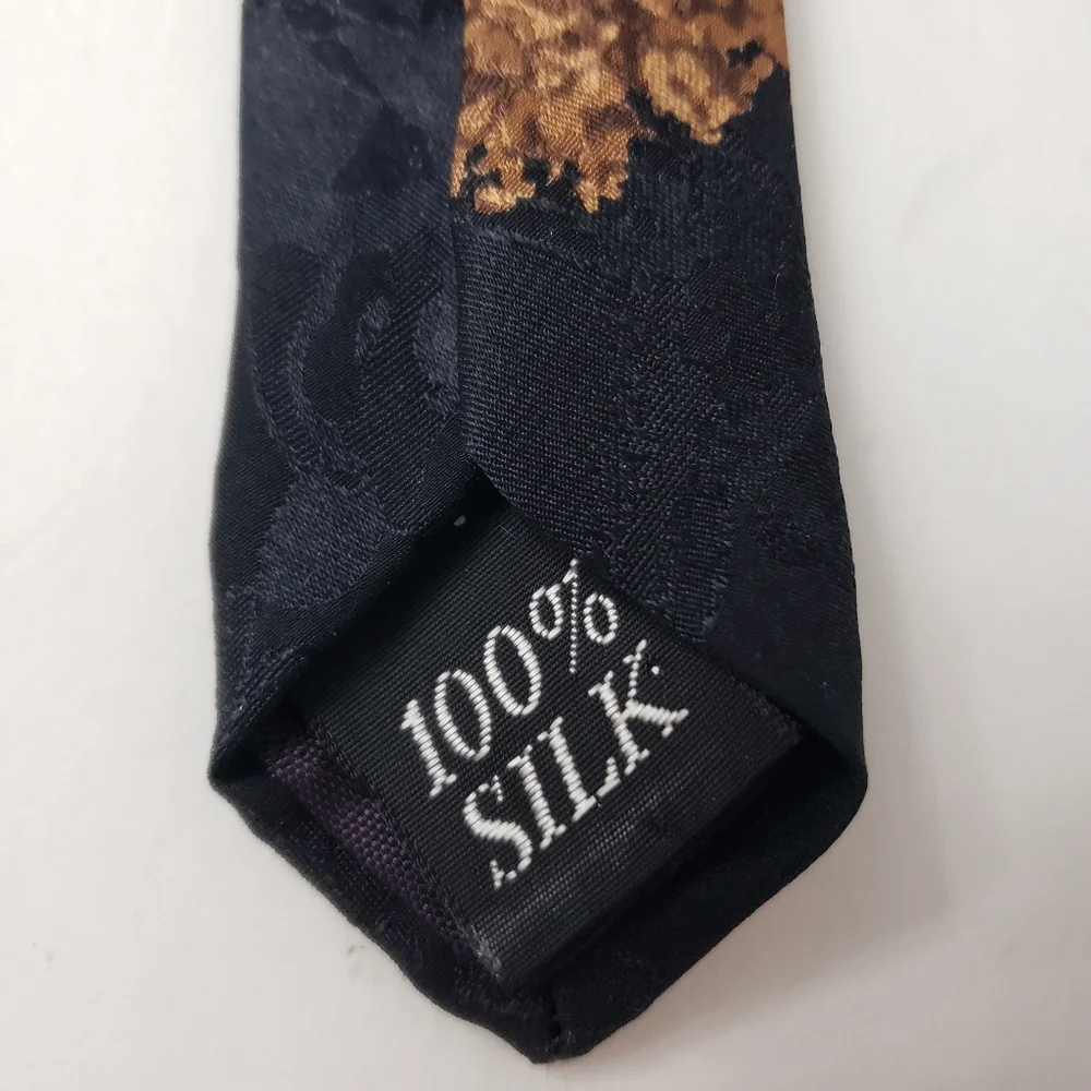 Rainforest Cafe Elephant Necktie "African Pride" by Marc Dennis 1995 Novelty Tie - Picture 5 of 6